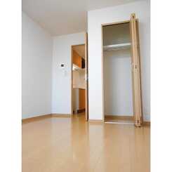 アムール　横須賀中央のサムネイル