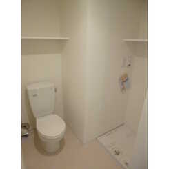 プレール・ドゥーク板橋区役所前のサムネイル