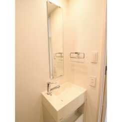 プレール・ドゥーク木場駅前のサムネイル