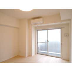 プレール・ドゥーク木場駅前のサムネイル