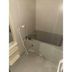 ビューラー丸山のサムネイル