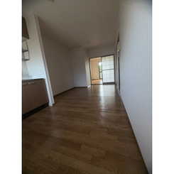 ビューラー丸山のサムネイル