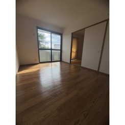 ビューラー丸山のサムネイル