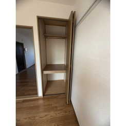 ビューラー丸山のサムネイル