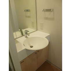 プレール・ドゥーク志村坂上のサムネイル