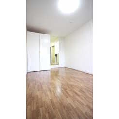 パレス泉のサムネイル