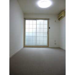 パレス泉のサムネイル