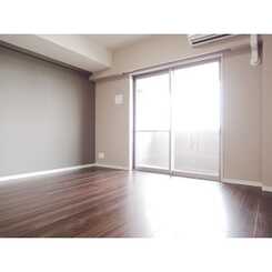 プレール・ドゥーク駒沢大学駅前のサムネイル