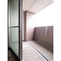 プレール・ドゥーク駒沢大学駅前のサムネイル