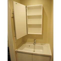 プレール・ドゥーク中野江原町のサムネイル