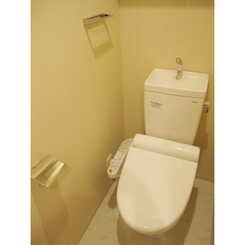 プレール・ドゥーク中野江原町のサムネイル