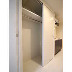 プレール・ドゥーク中野江原町のサムネイル