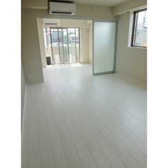 プレール・ドゥーク中野江原町のサムネイル