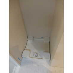 プレール・ドゥーク中野江原町のサムネイル