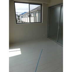 プレール・ドゥーク中野江原町のサムネイル