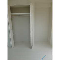 プレール・ドゥーク中野江原町のサムネイル