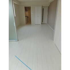 プレール・ドゥーク中野江原町のサムネイル