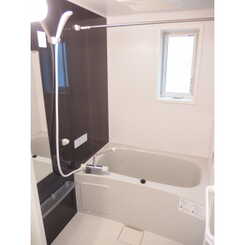 アムール ネージュ 弐番館のサムネイル