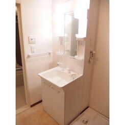 アムール ネージュ 弐番館のサムネイル