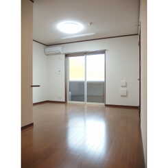 アムール ネージュ 弐番館のサムネイル