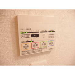 アムール ネージュ 弐番館のサムネイル