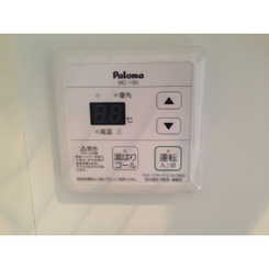 チャーリーズハウス根岸公園のサムネイル