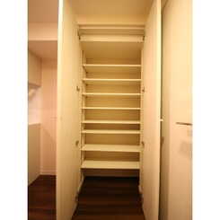 プレール・ドゥーク浜松町のサムネイル