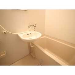 リヴイン国立のサムネイル