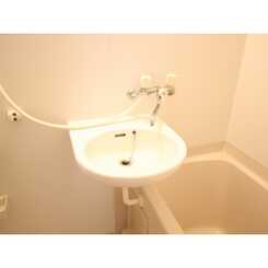 リヴイン国立のサムネイル