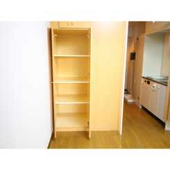 リヴイン国立のサムネイル