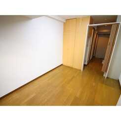 リヴイン国立のサムネイル