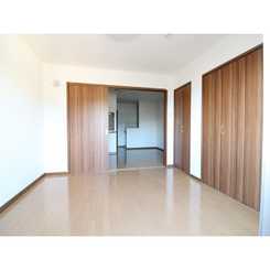 アムール　下渕のサムネイル