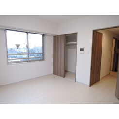 プレール・ドゥーク中野のサムネイル