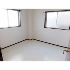 グランド東大宮のサムネイル