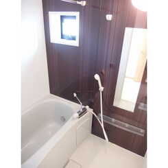 アン・アムールのサムネイル