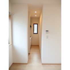 アン・アムールのサムネイル