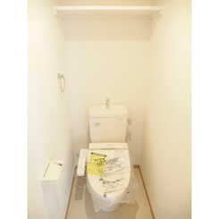 アン・アムールのサムネイル