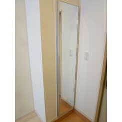 アムール鈴木のサムネイル