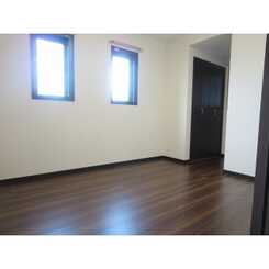 ロチュス・ルカルデのサムネイル