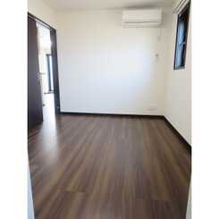 ロチュス・ルカルデのサムネイル