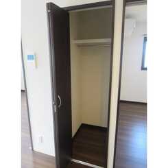 ロチュス・ルカルデのサムネイル