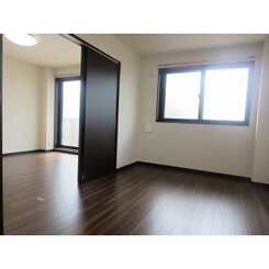 ロチュス・ルカルデのサムネイル