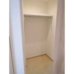 アムール KUNPUのサムネイル