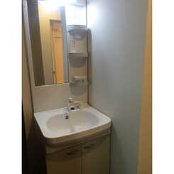 コンフォール片坪のサムネイル