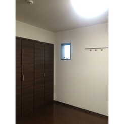 コンフォール片坪のサムネイル