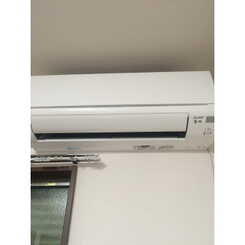 コンフォール片坪のサムネイル