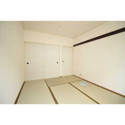 ランドフォレスト八千代のサムネイル