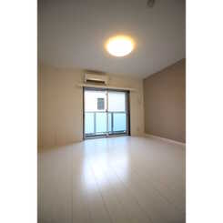 プレール・ドゥーク東中野のサムネイル