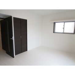 プレール・ドゥーク東中野のサムネイル