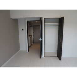 プレール・ドゥーク東中野のサムネイル